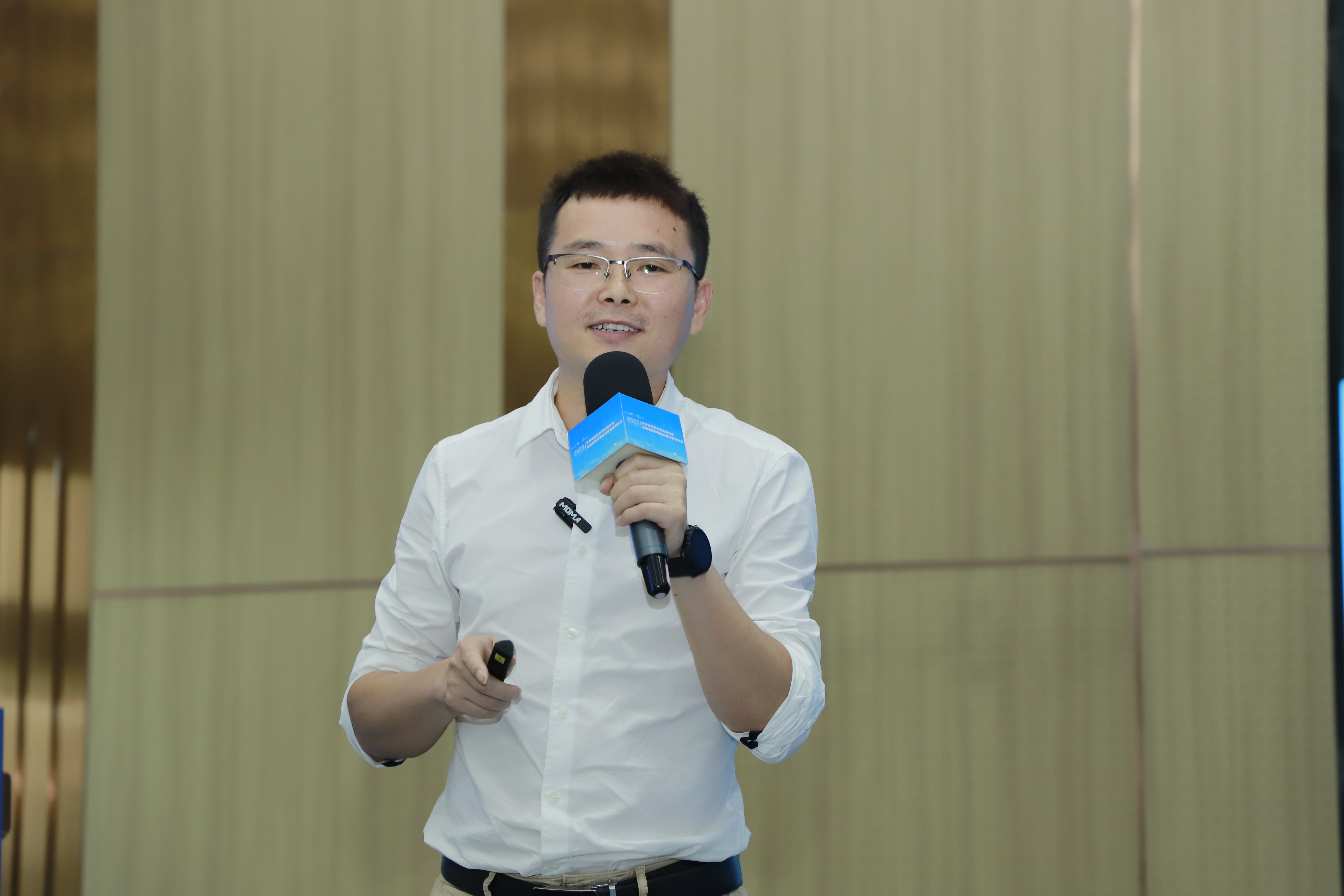 朗乐科技总经理刘总分享