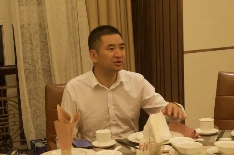 老挝湖南总商会会长李文科出席晚宴