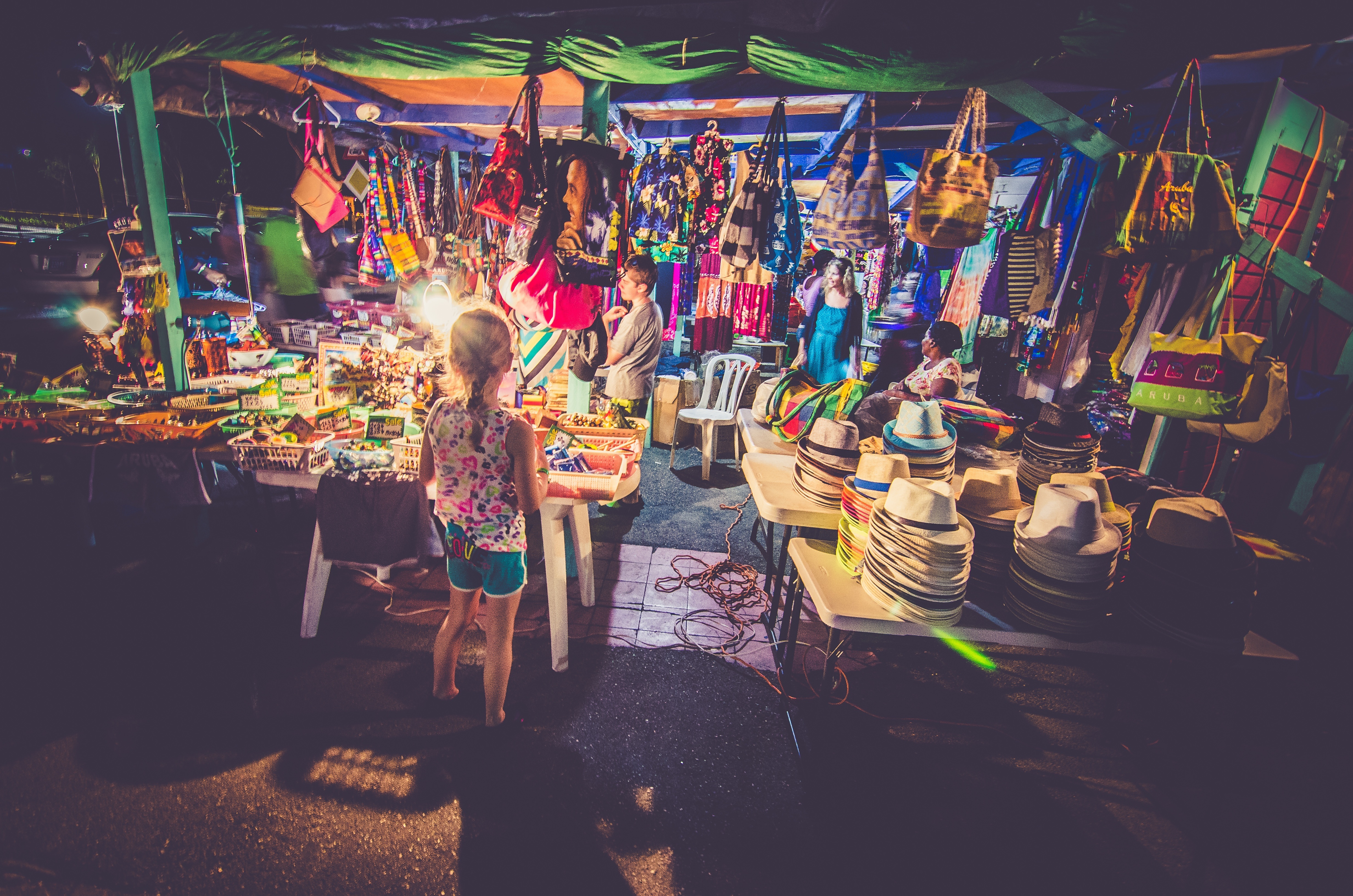stocksnap-market-2590603.jpg